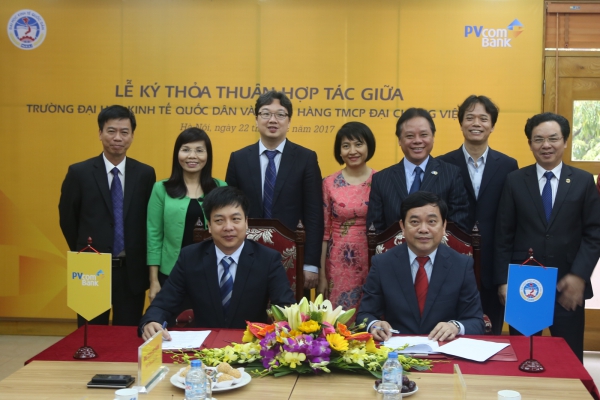 TCBC PVcomBank ký thỏa thuận hợp tác với Trường Đại học Kinh tế Quốc dân